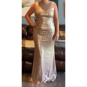 LULU’s Sequined Dress Size Large